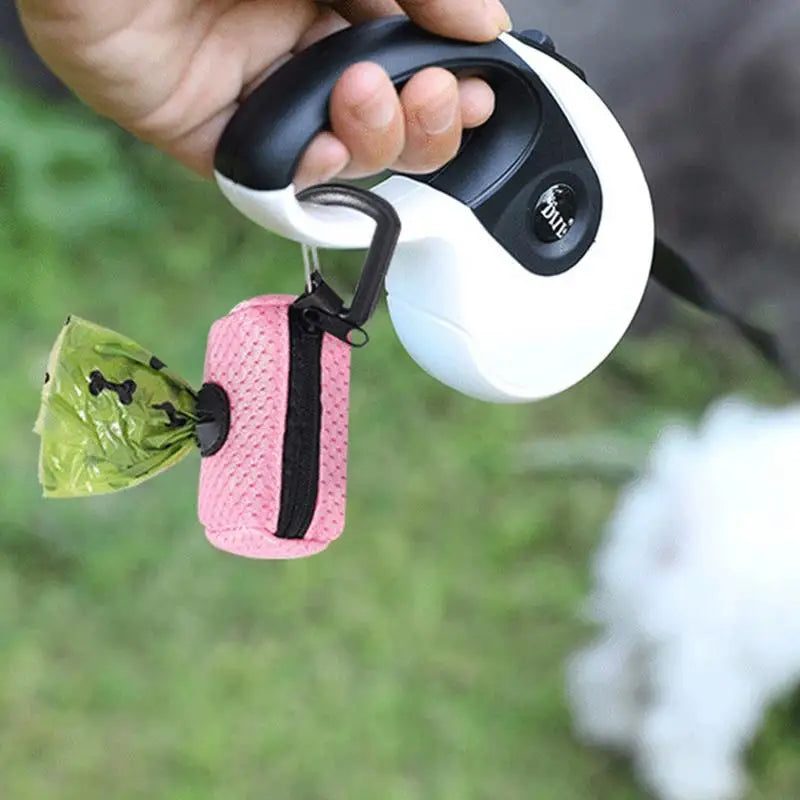 Dog Poop Bag Dispenser Hangingable Dog Poop Bag Holder Poo Bags Dispenser for Dogs Walking Garbage Bags Dispensers Pet Supplies